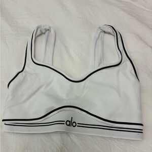 Alo yoga sports bra XS